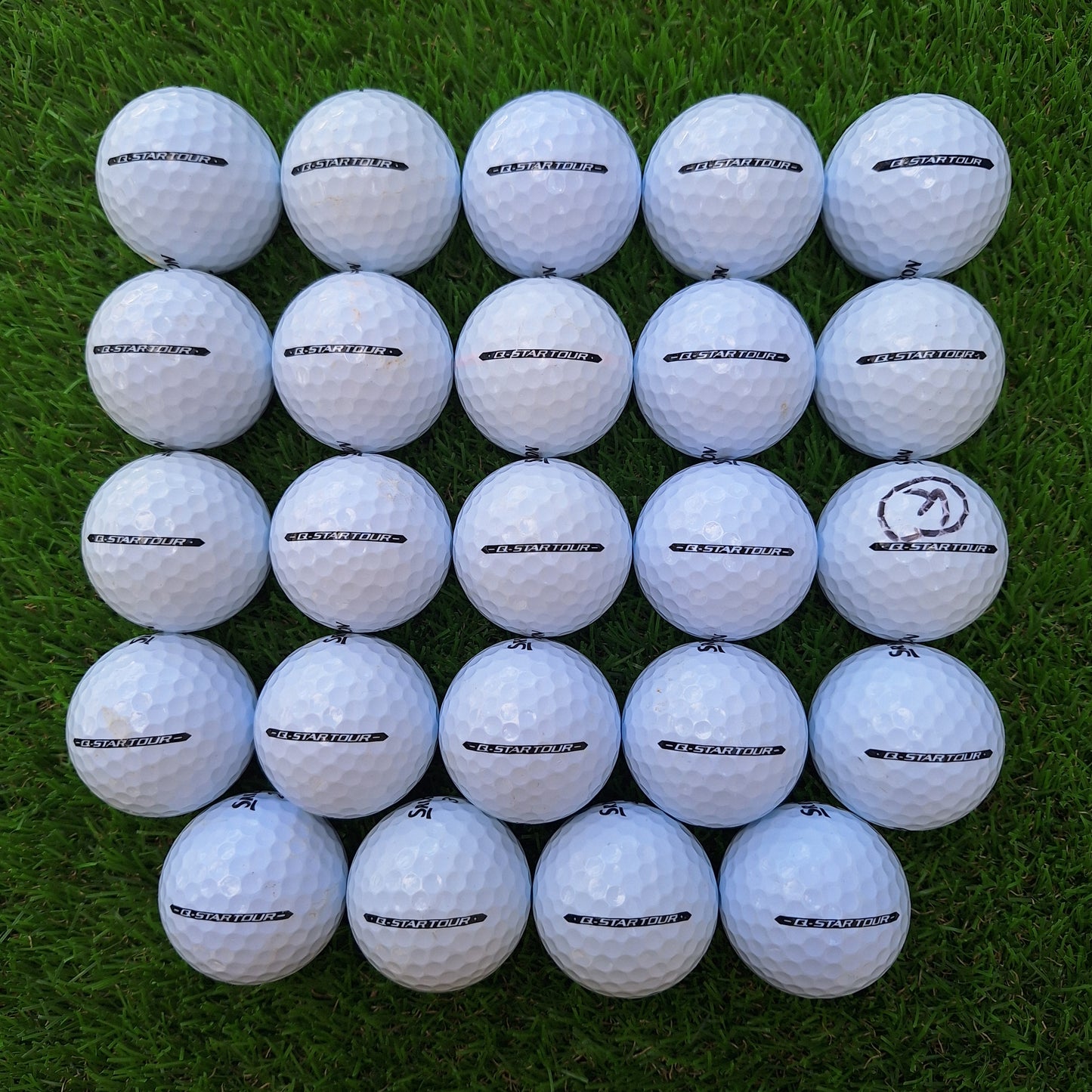 24 Bolas de Golf Srixon Q-Star Tour
