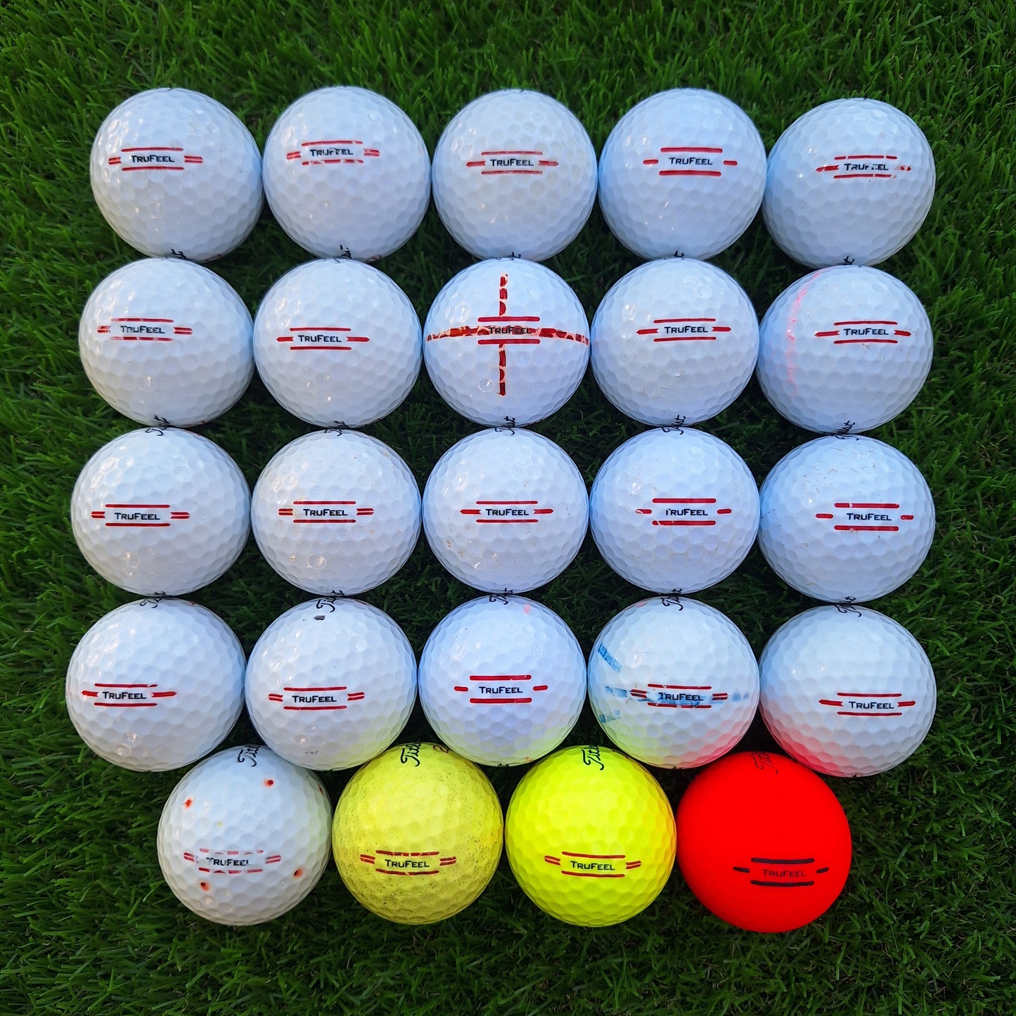 24 Bolas de golf Titleist TruFeel