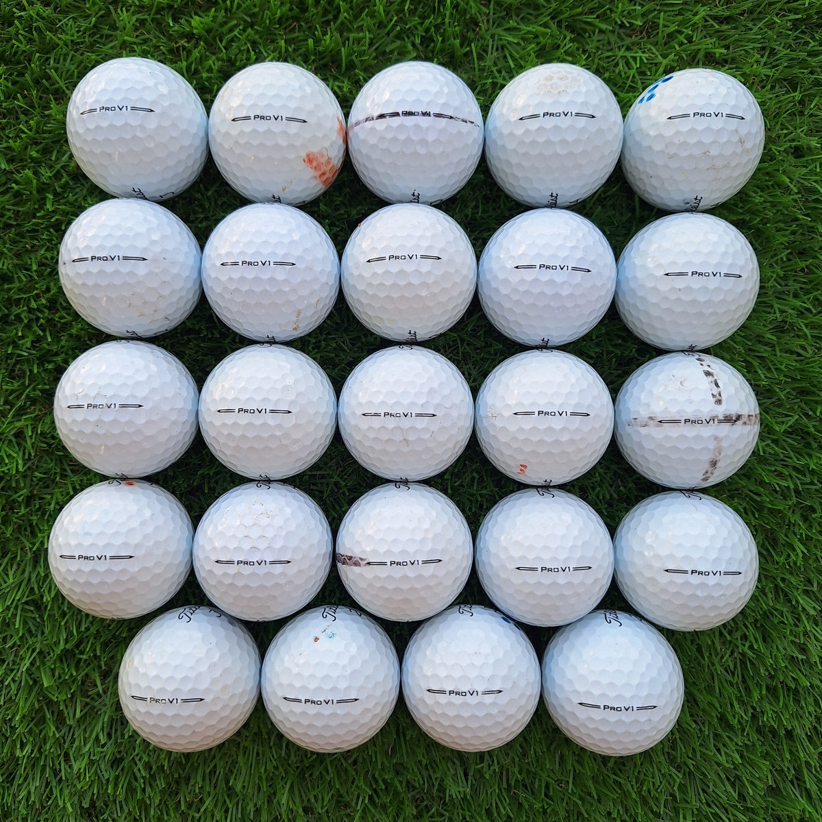 24 Bolas de golf Titleist ProV1