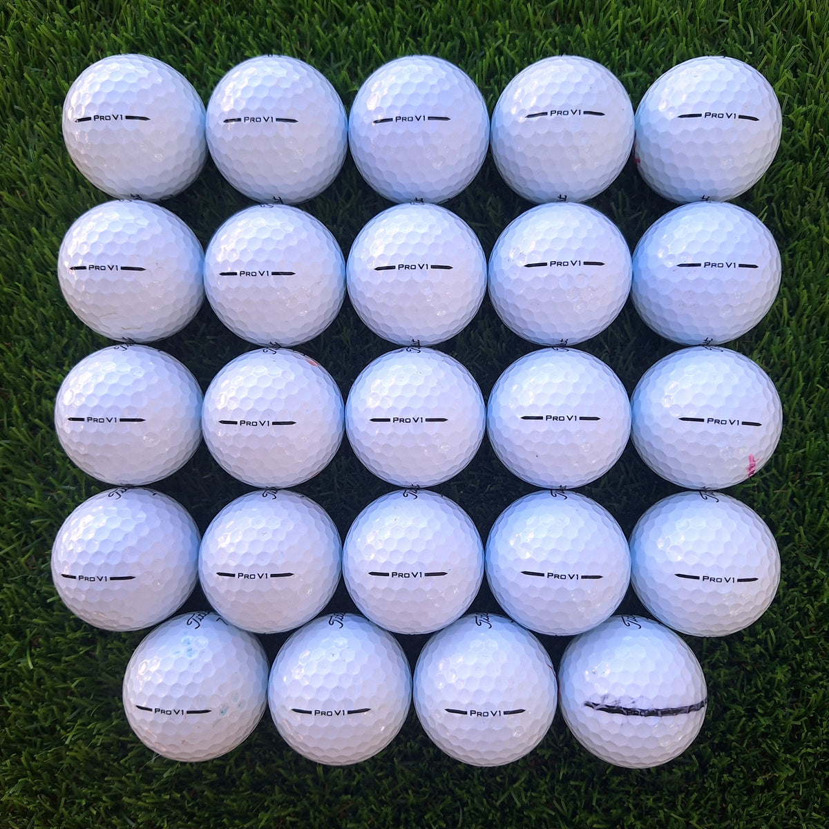 24 Bolas de golf Titleist ProV1