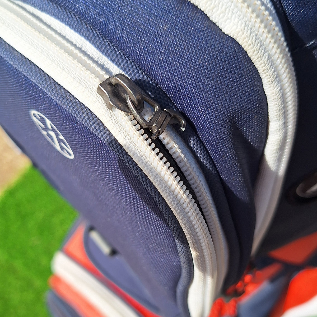 Bolsa de Golf estilo carro Cobra