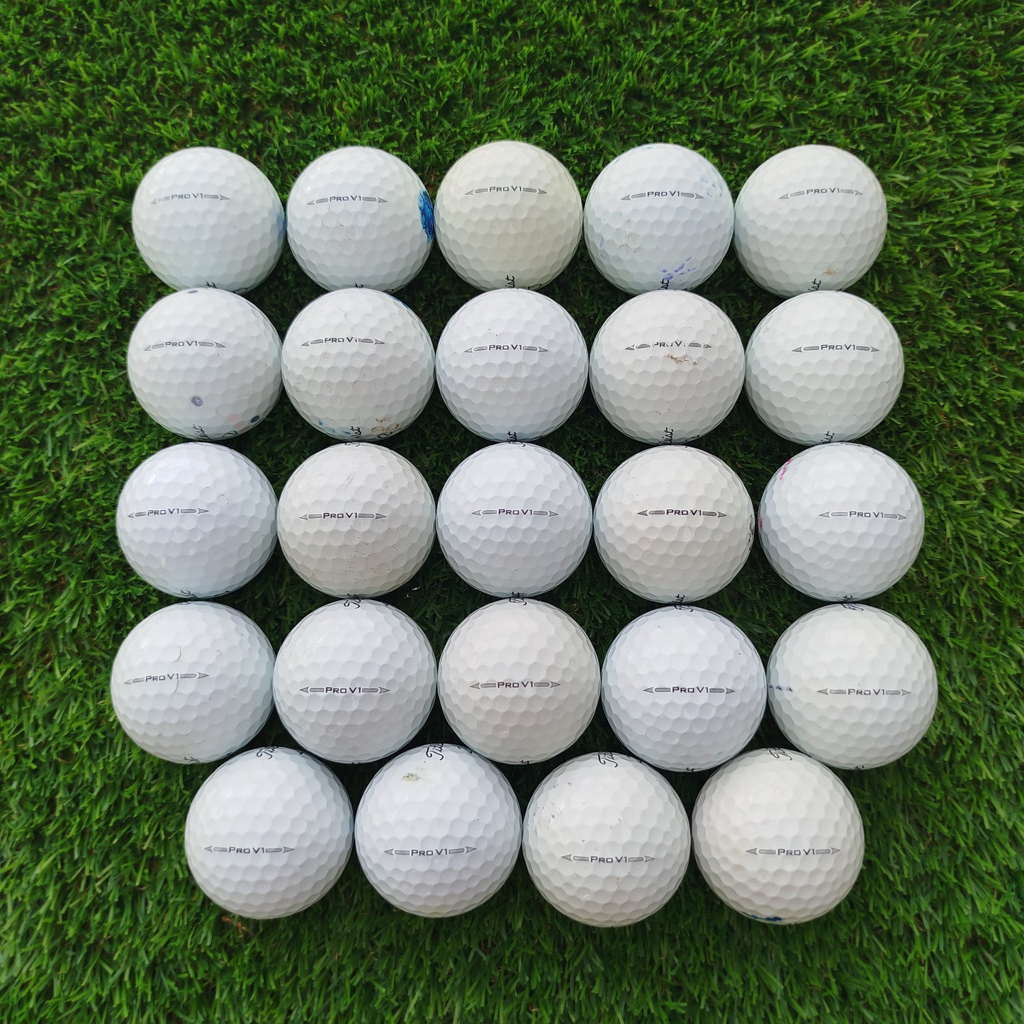 24 Bolas de golf Titleist ProV1
