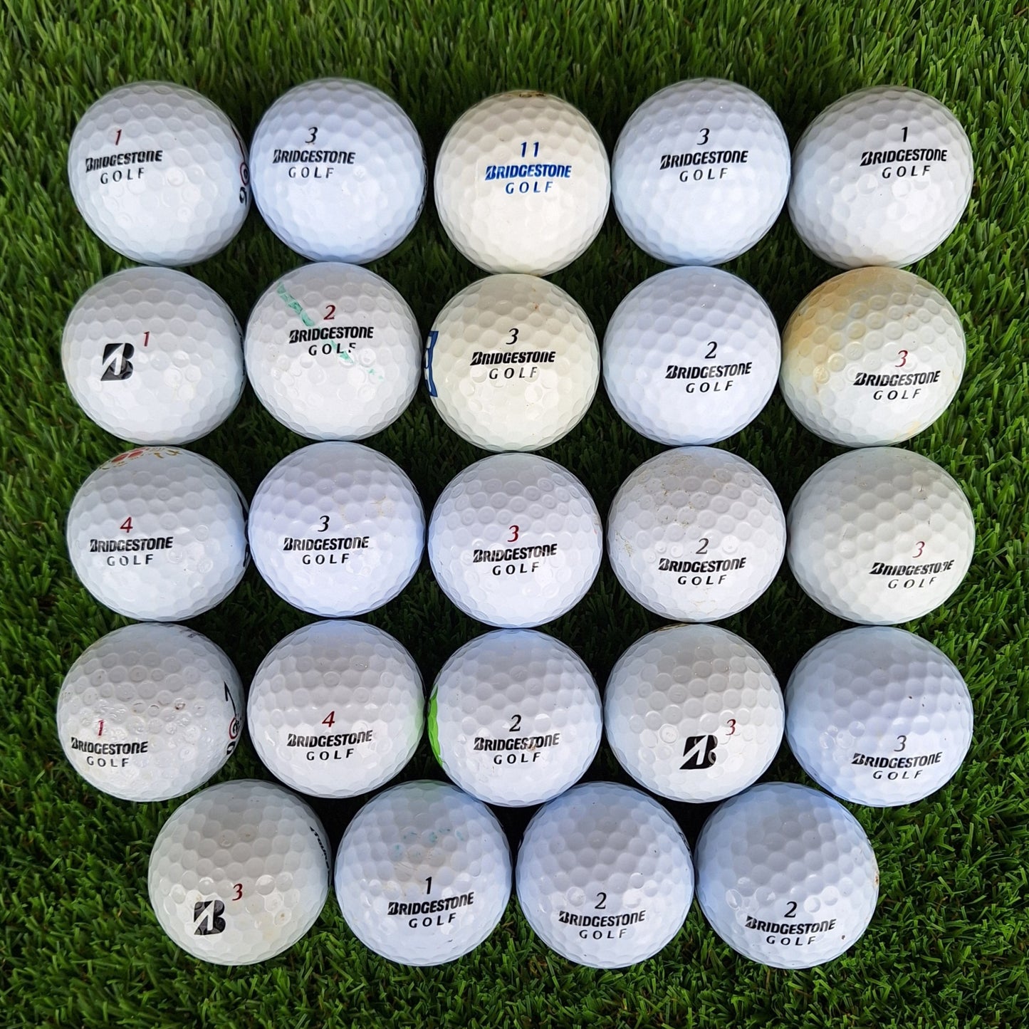 24 Bolas de golf Bridgestone mixtas