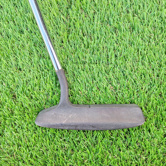 Palo de golf Putter Odyssey Dual Force 220