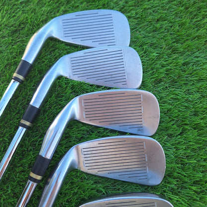 Palos de golf Hierros 3-PW Cobra Gravity Back