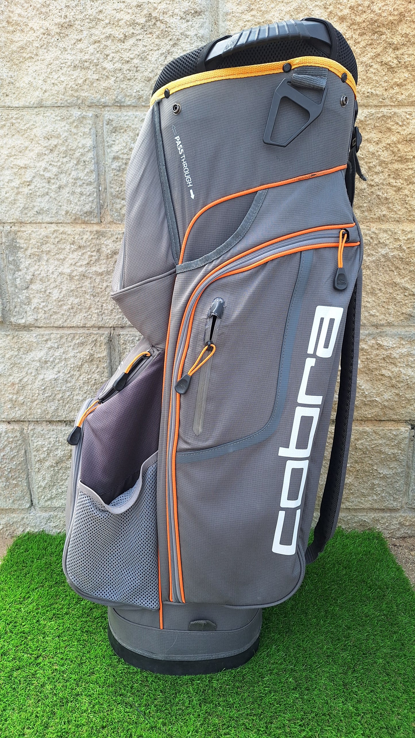 Bolsa de golf estilo carro Cobra