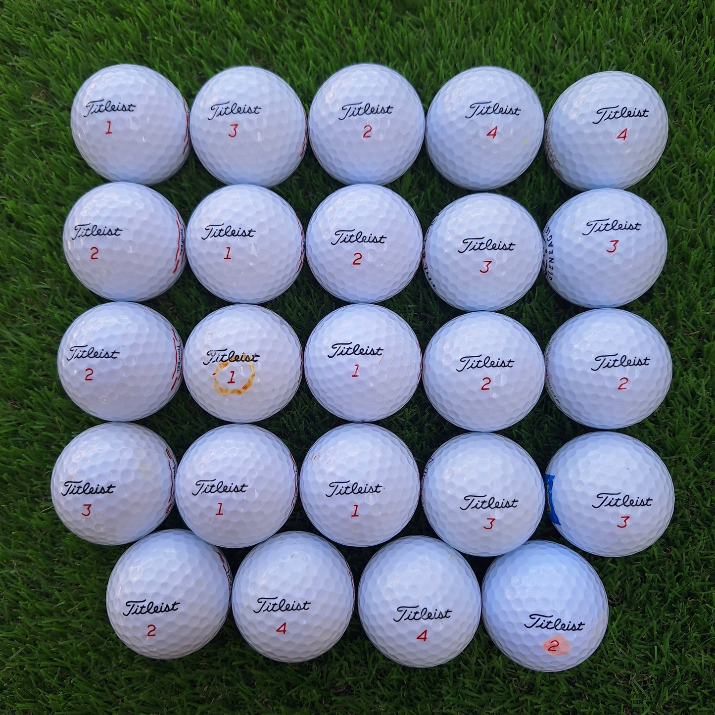 24 Bolas de golf Titleist TruFeel
