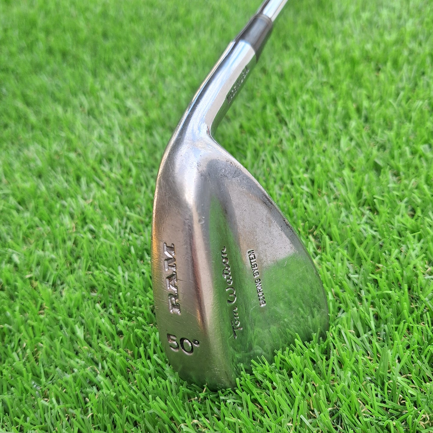 Palo de golf Wedge 50° RAM Tom Watson