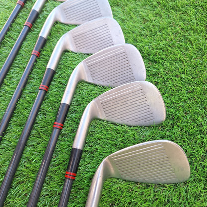 Palos de golf Hierros 4-9 y SW Wilson Staff Midsize