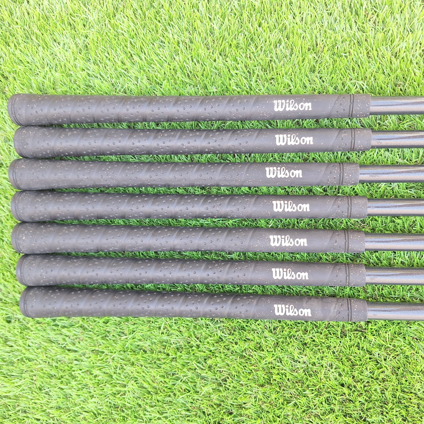 Palos de golf Hierros 4-9 y SW Wilson Staff Midsize