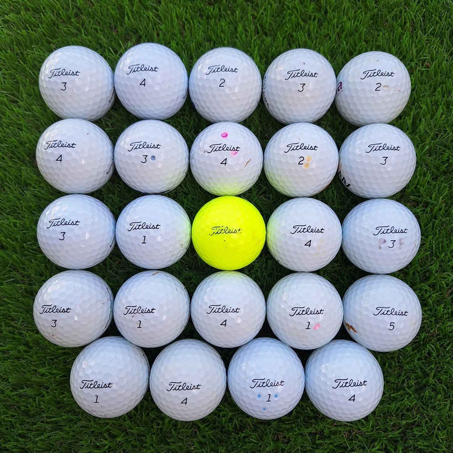 24 Bolas de golf Titleist ProV1