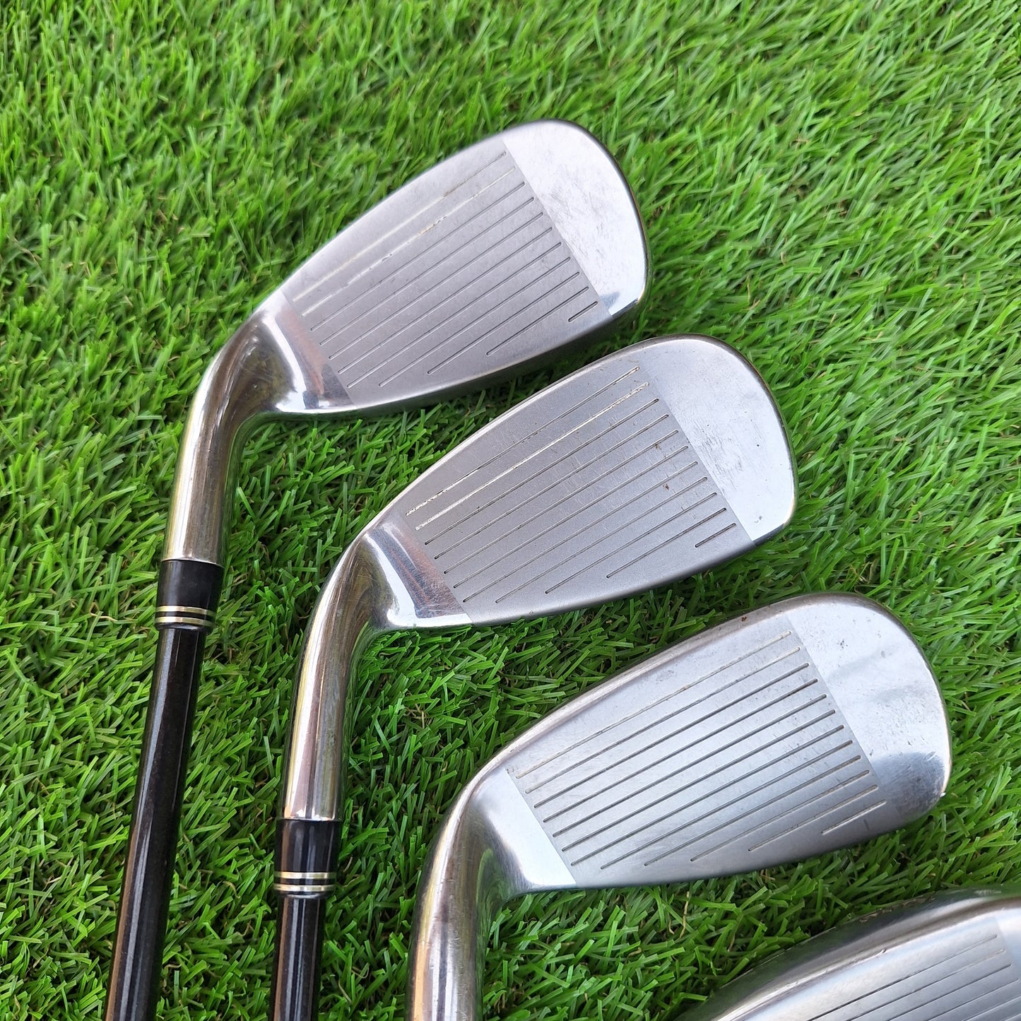 Palos de golf Hierros 6-9 y SW King Cobra Transition-S