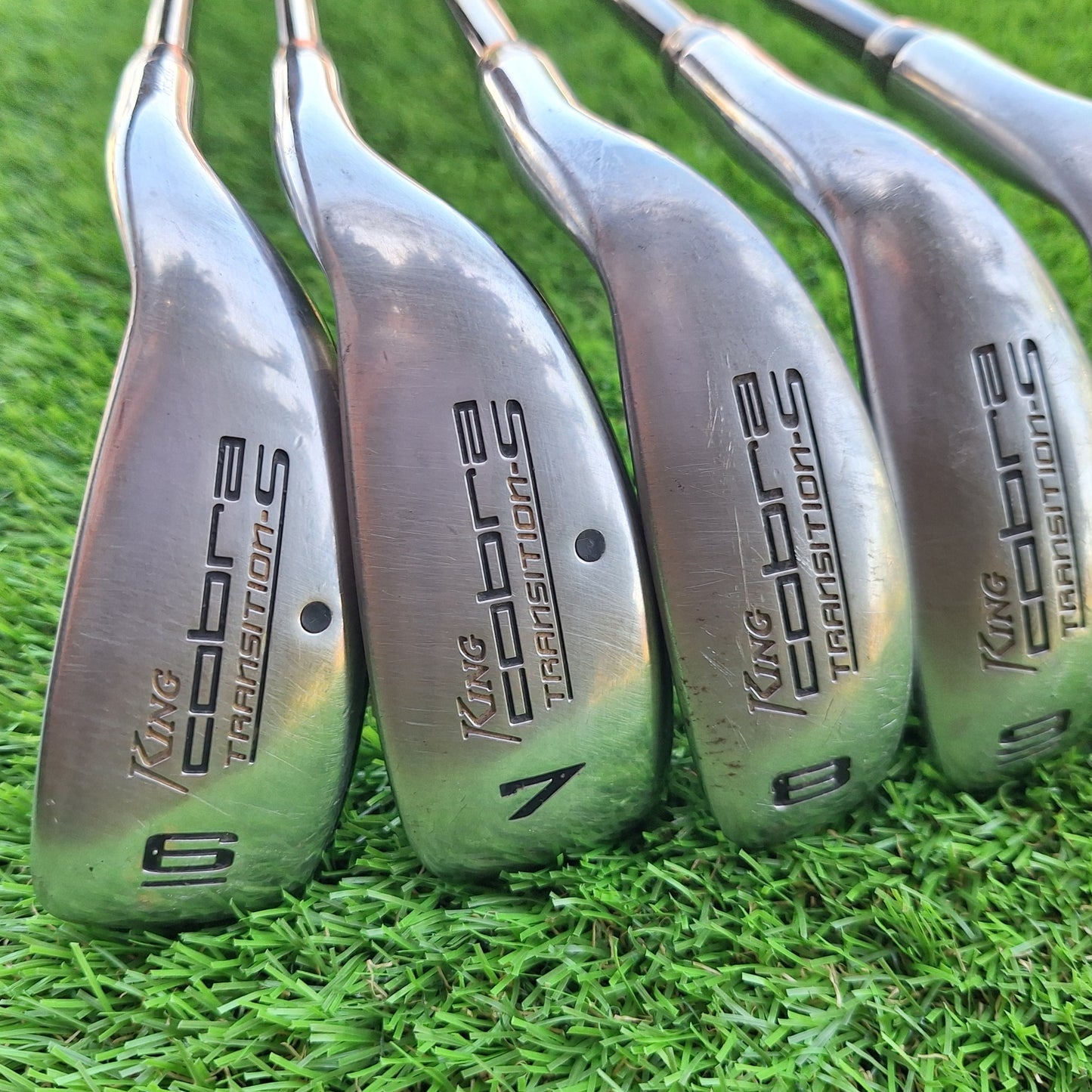 Palos de golf Hierros 6-9 y SW King Cobra Transition-S