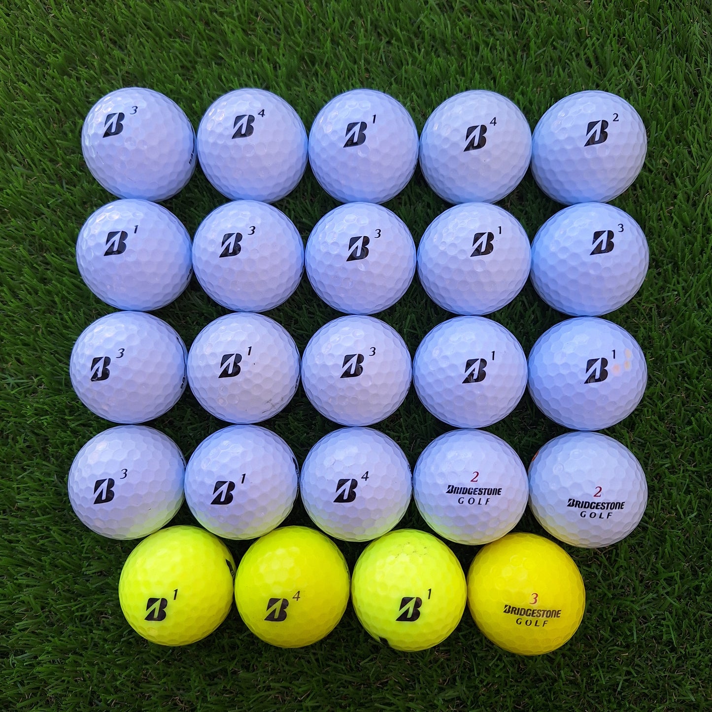 24 Bolas de golf Bridgestone E6