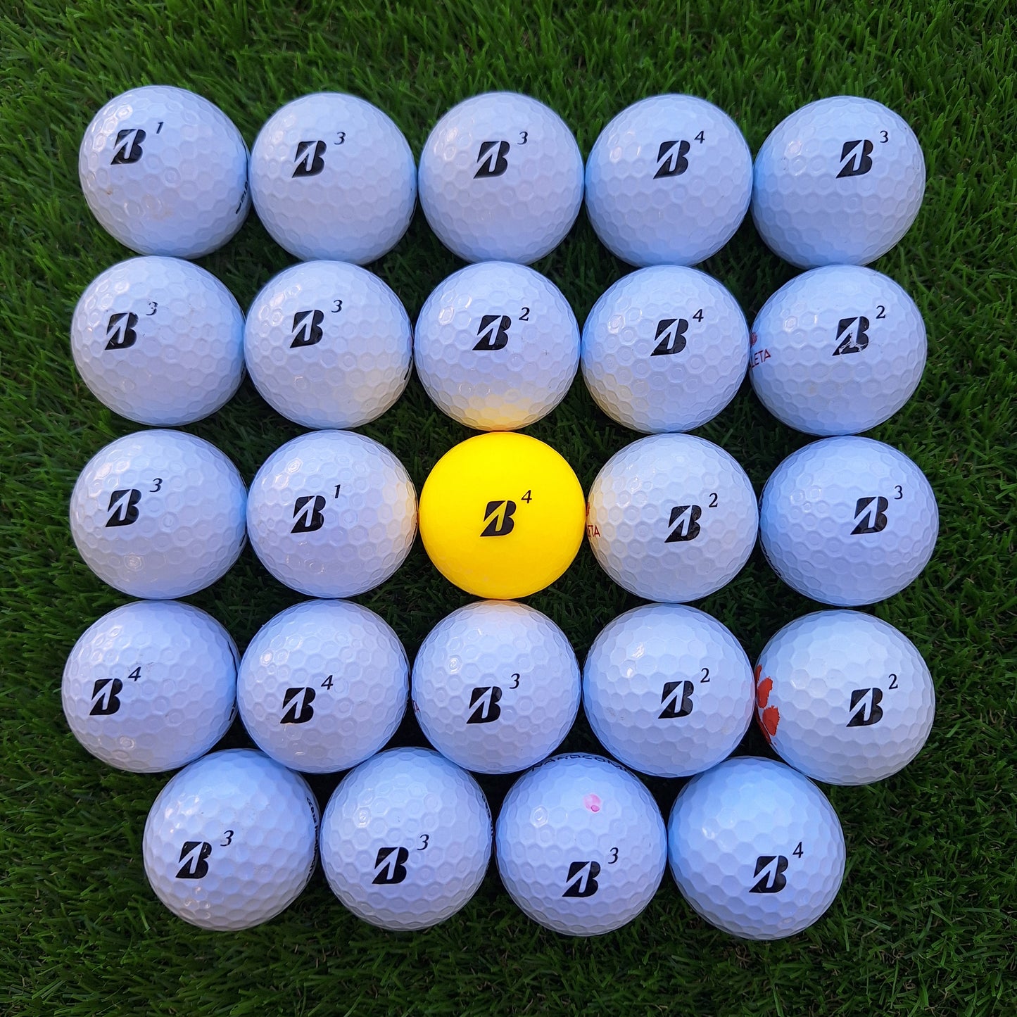 24 Bolas de golf Bridgestone TreoSoft