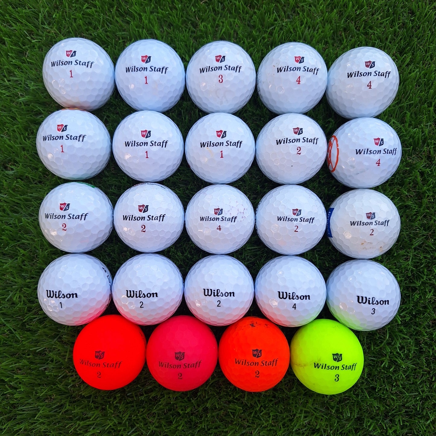 24 Bolas de golf Wilson Staff DX2