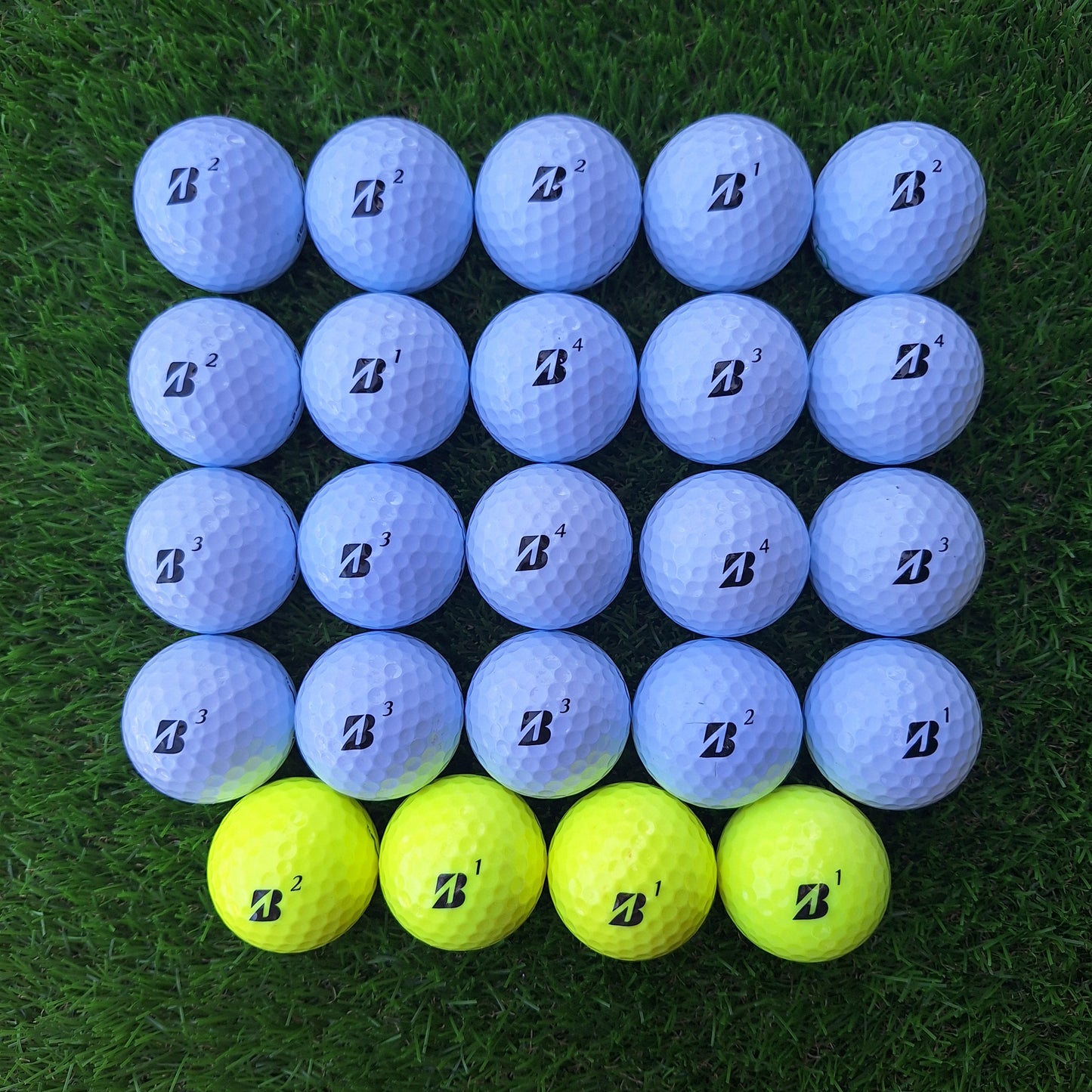 24 Bolas de golf Bridgestone E6