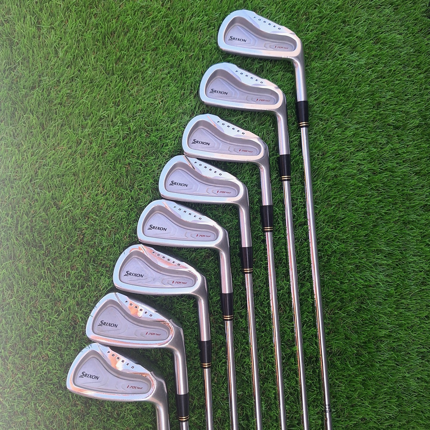 Palos de golf Hierros 3-PW Srixon I-701 Tour