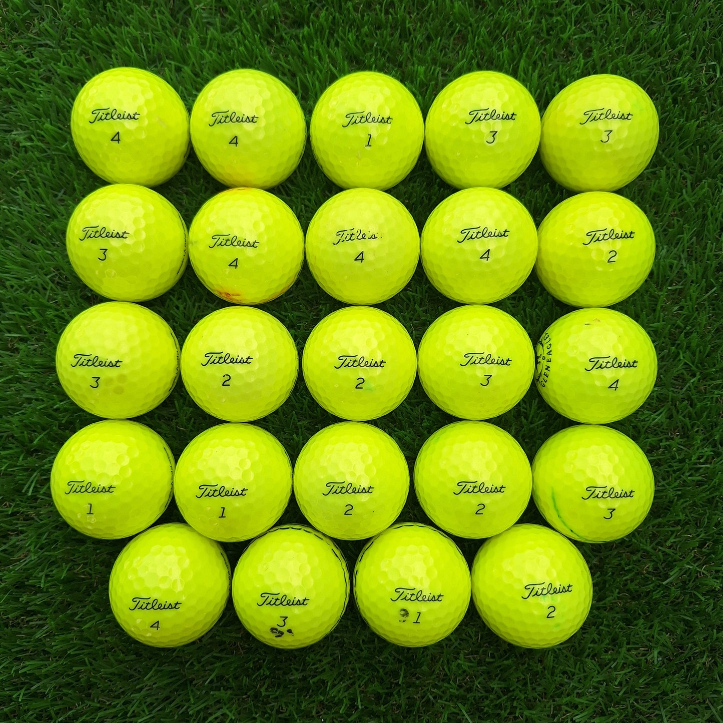 24 Bolas de golf Titleist ProV1