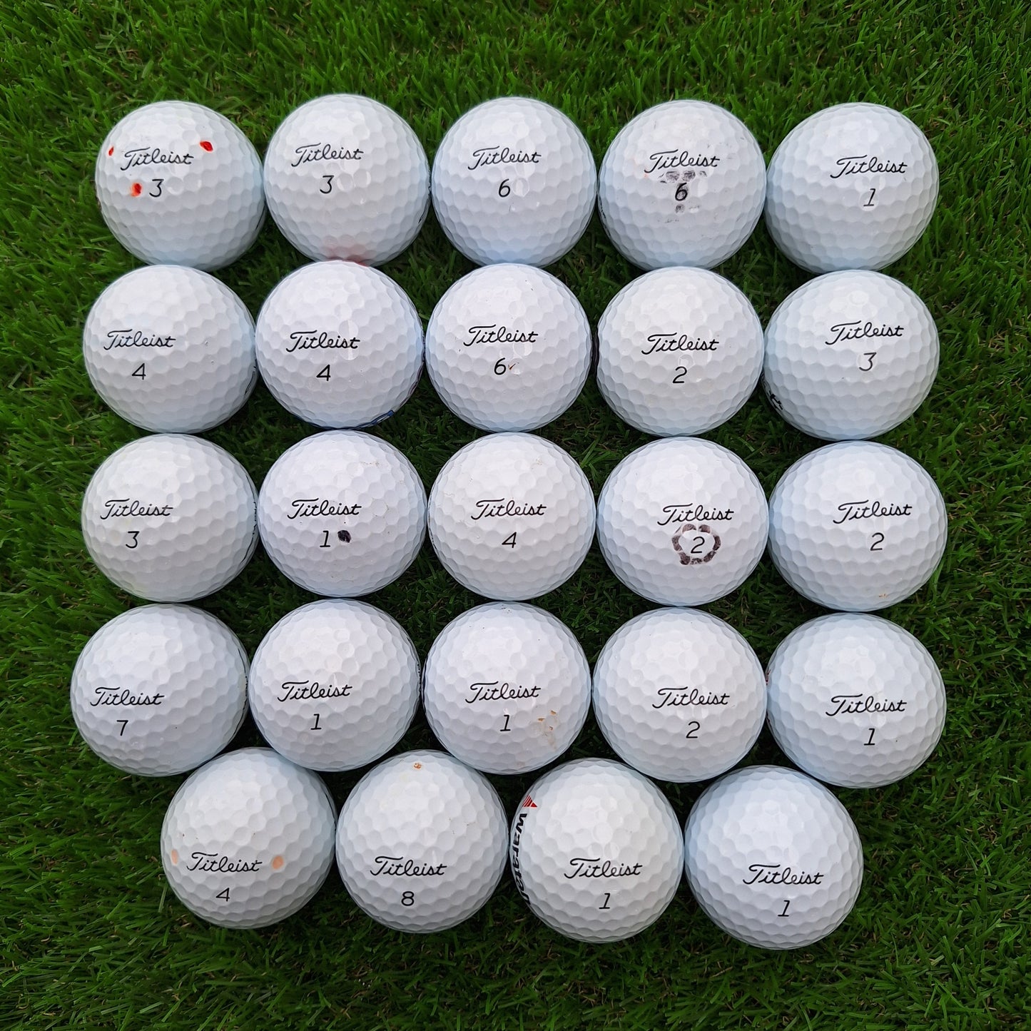24 Bolas de golf Titleist ProV1