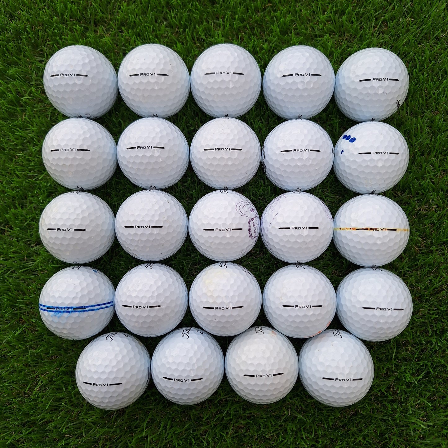 24 Bolas de golf Titleist ProV1