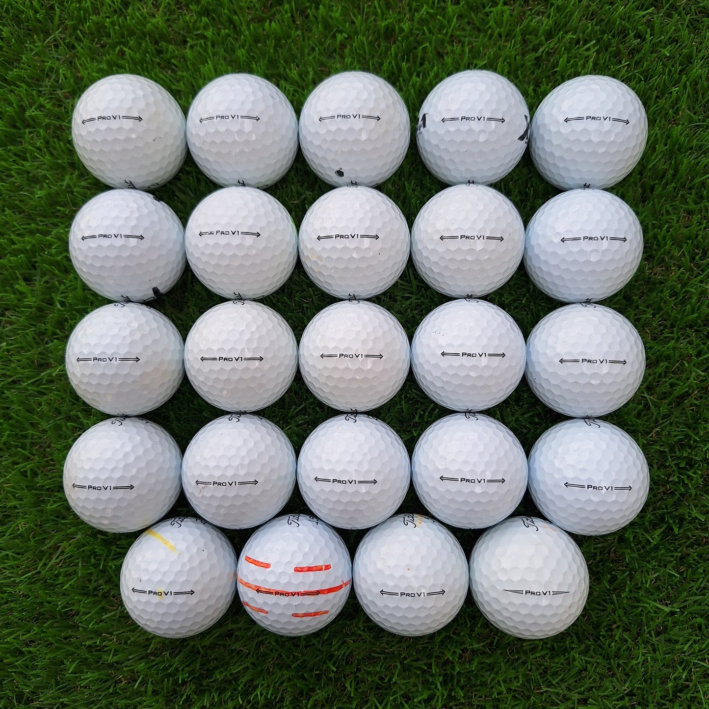 24 Bolas de golf Titleist ProV1