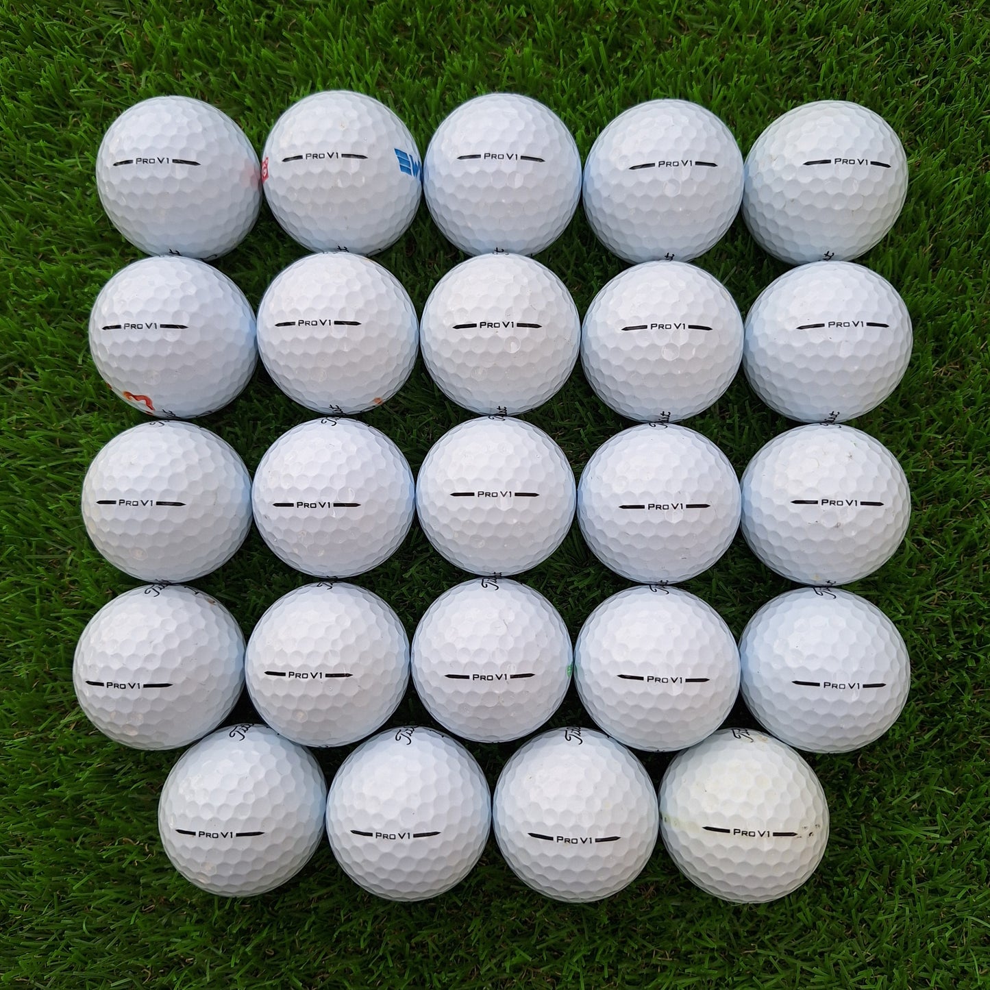 24 Bolas de golf Titleist ProV1
