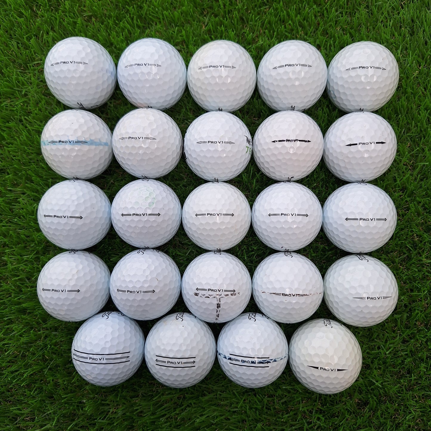 24 Bolas de golf Titleist ProV1