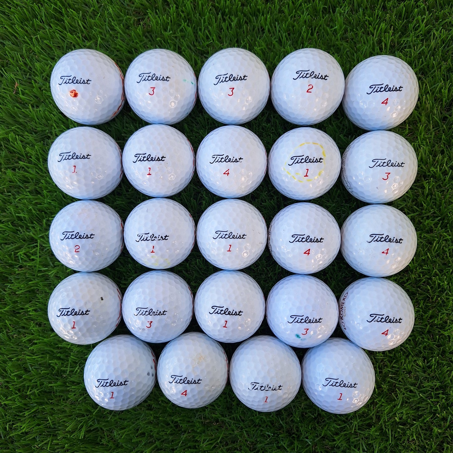 24 Bolas de golf Titleist TruFeel