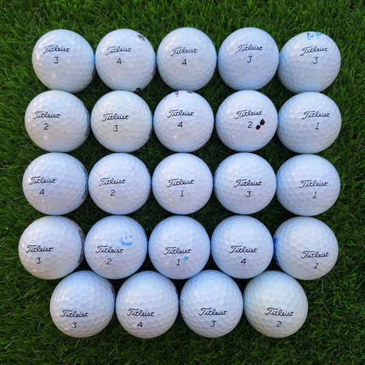 24 Bolas de golf Titleist AVX