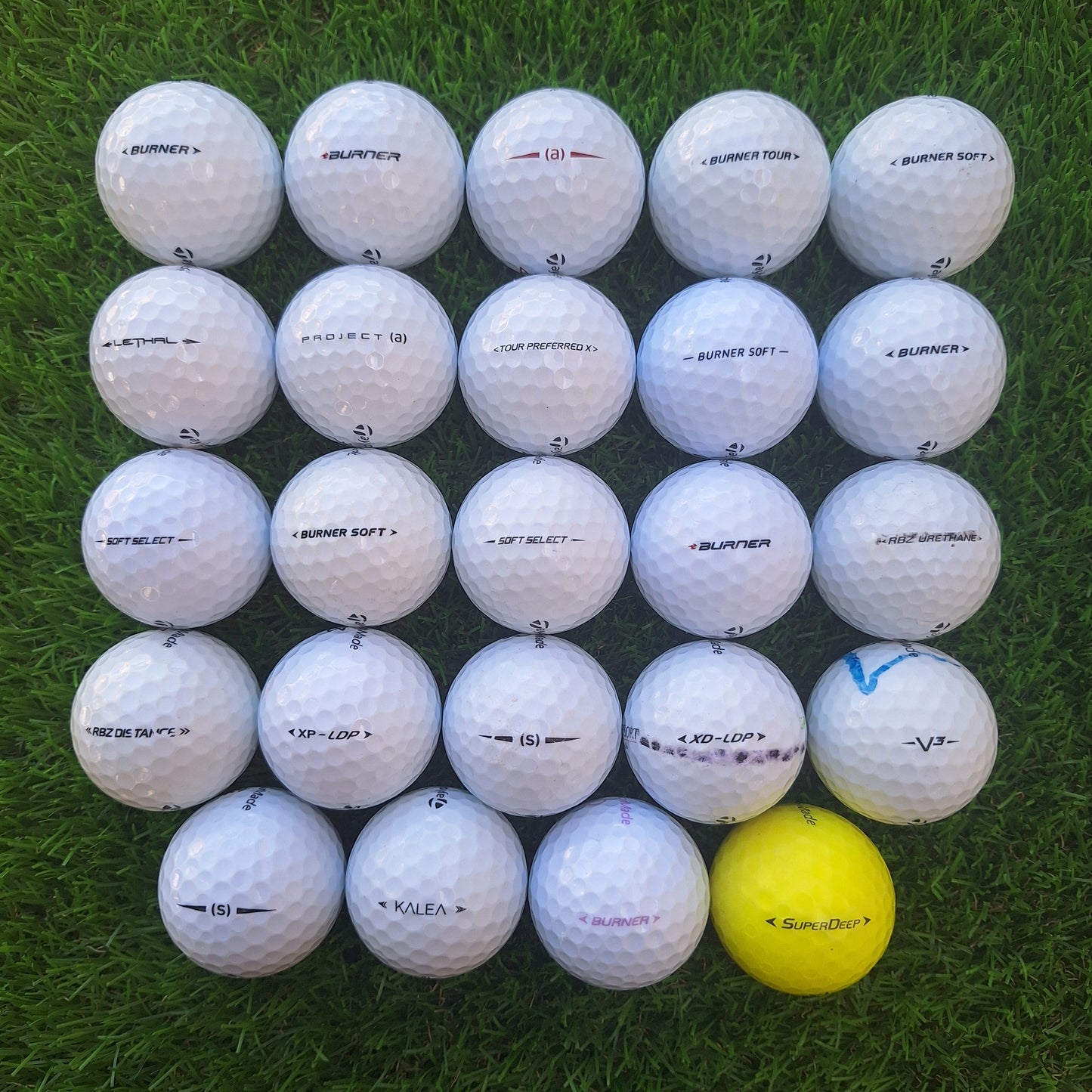 24 Bolas de golf Taylormade Mixtas