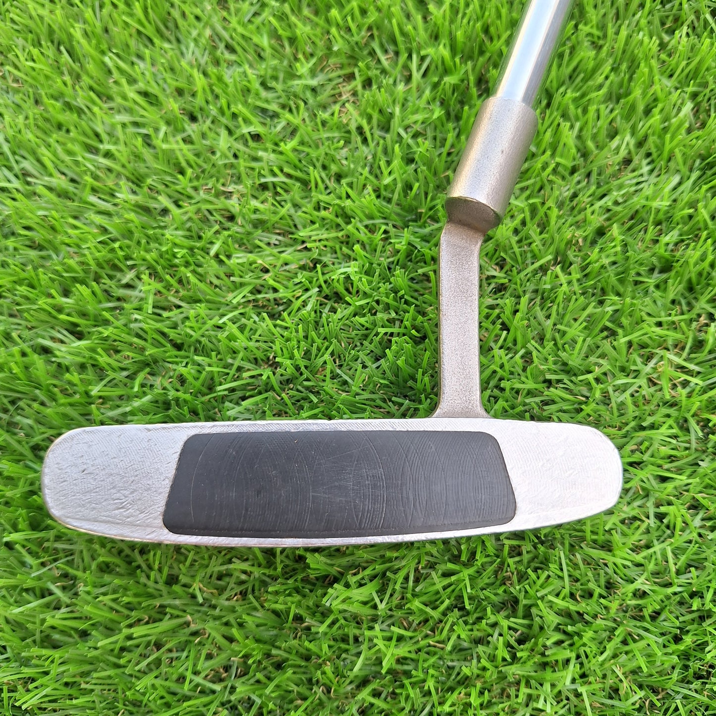 Palo de golf Putter Odyssey Dual Force 990