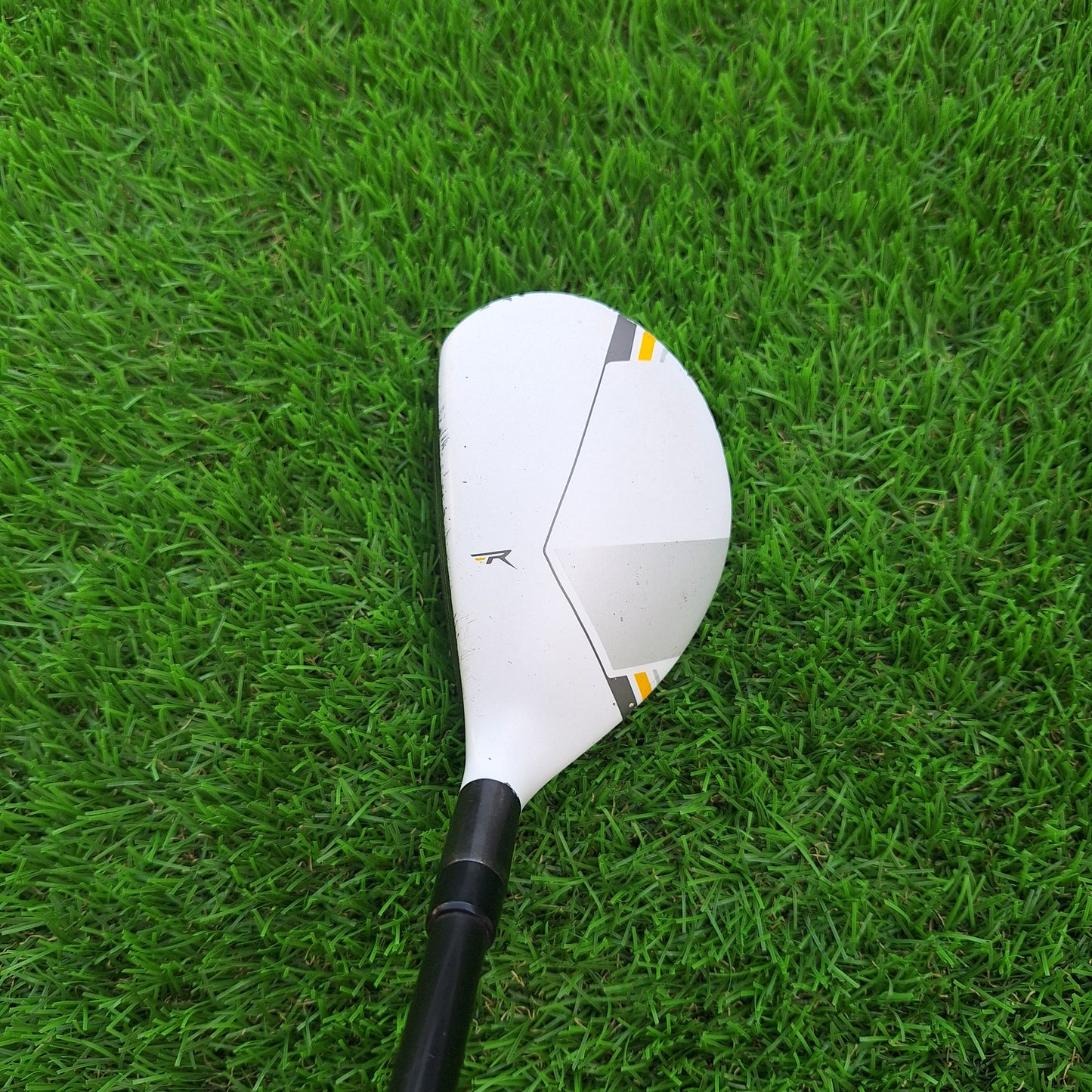 Palo de golf Híbrido 3 19º Taylormade RBZ