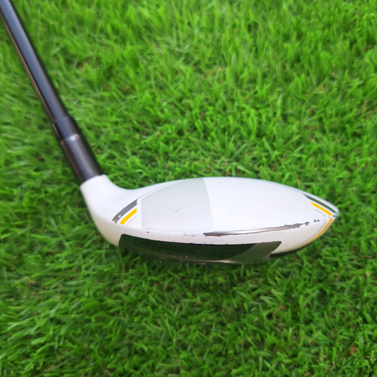 Palo de golf Híbrido 3 19º Taylormade RBZ