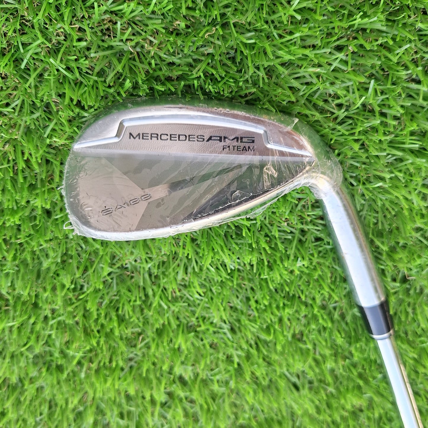 Palo de golf Sand Wedge 56º Mercedes AMG