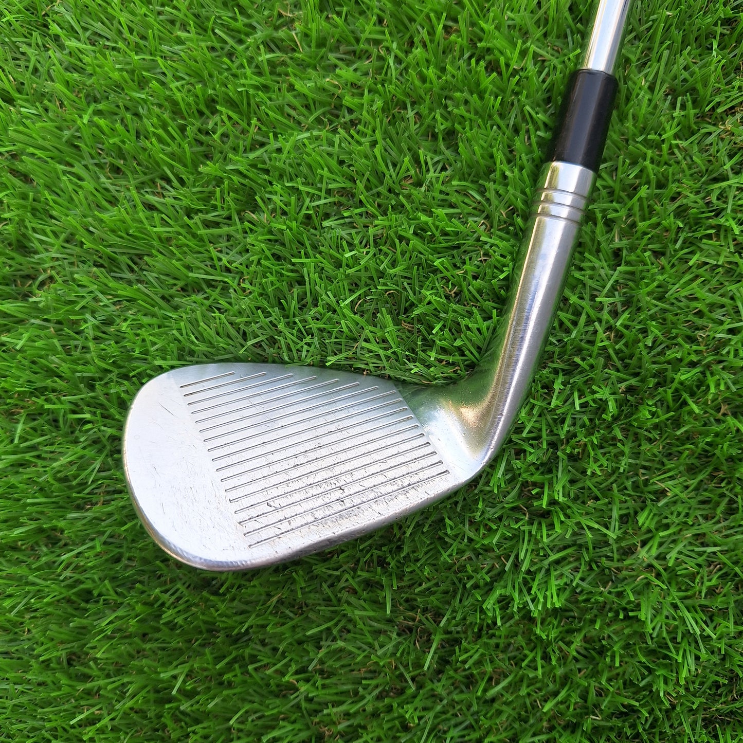 Palo de golf Sand Wedge 56º Taylormade Milled Grind