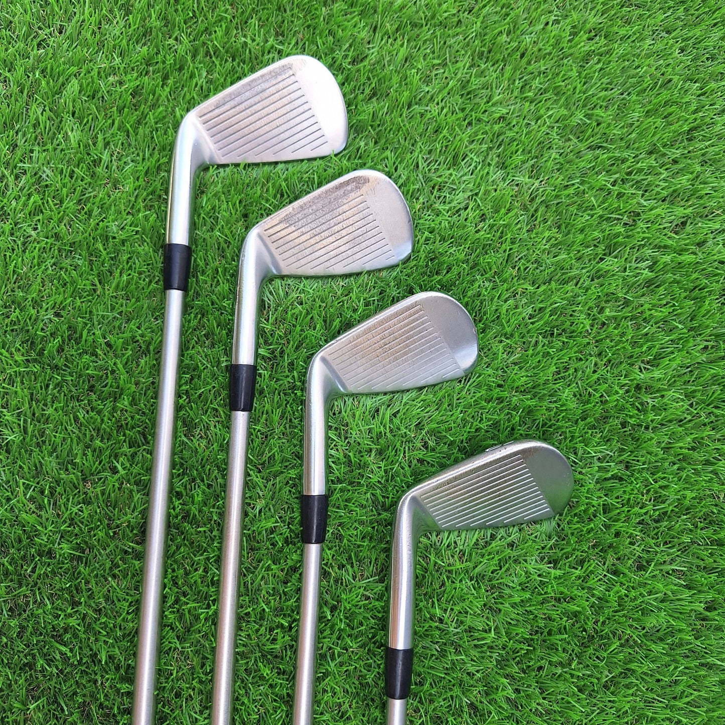 Palos de golf Hierros 7-PW Titleist MB 716