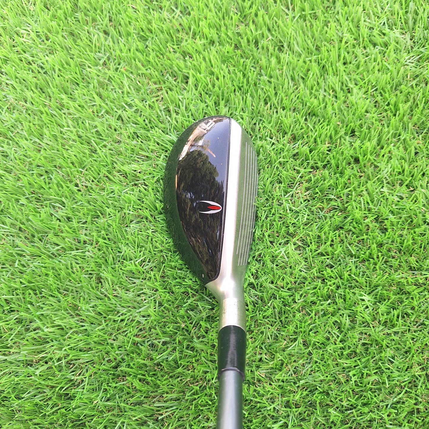 Palo de golf Zurdo Híbrido 4 23º Cleveland Launcher