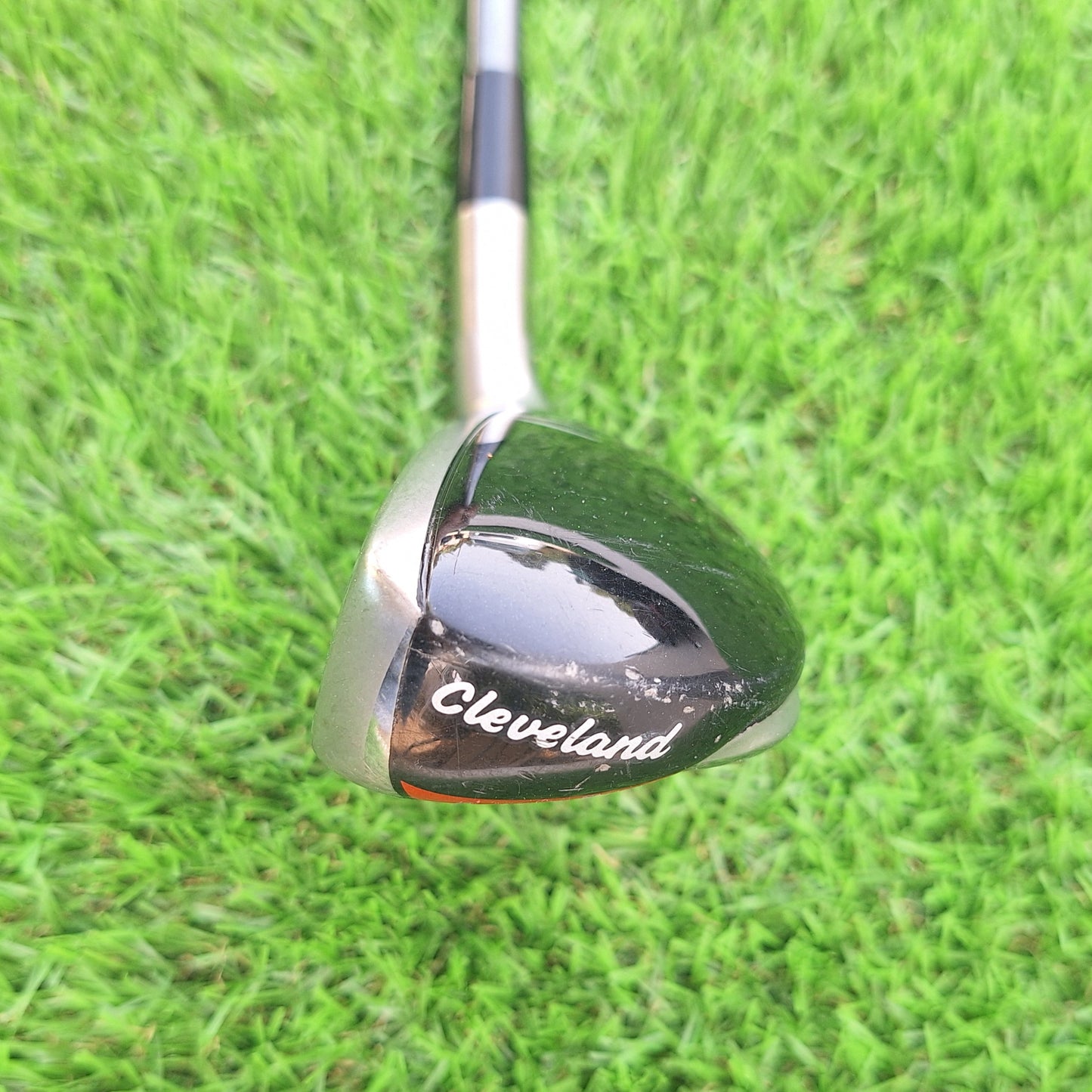 Palo de golf Zurdo Híbrido 4 23º Cleveland Launcher