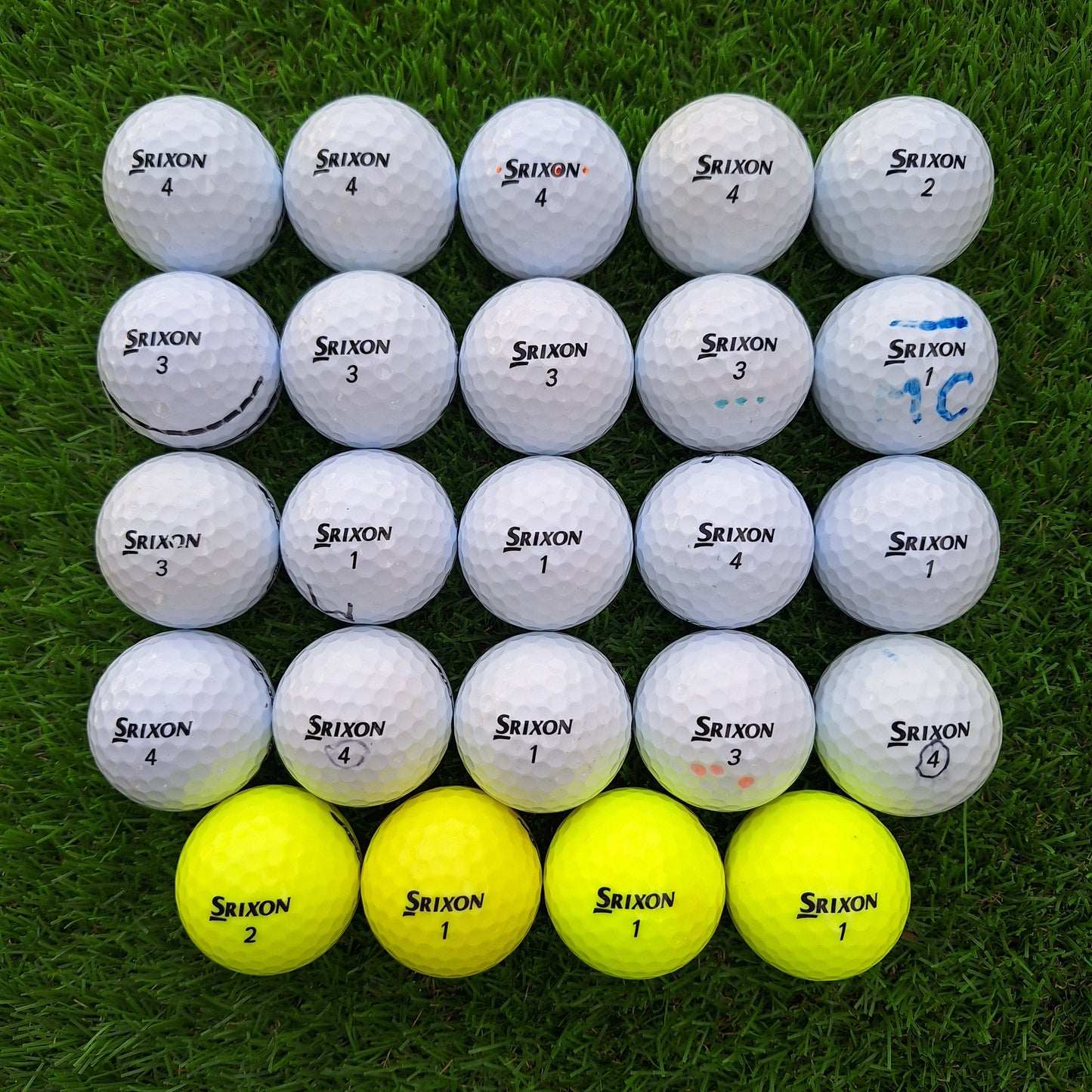 24 Bolas de Golf Srixon Q-Star Tour