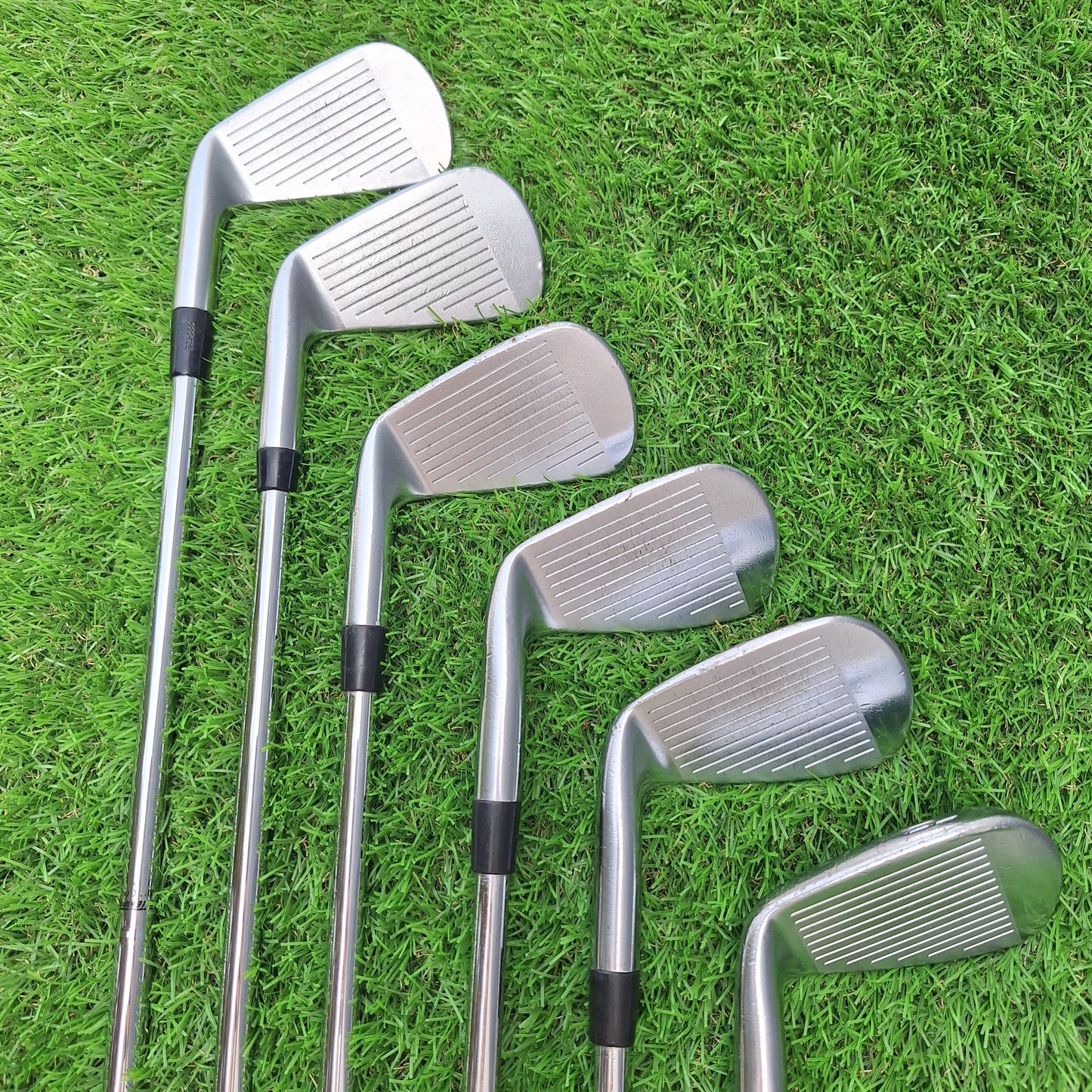 Palos de golf Hierros 4, 5, 7, 8 y 9 Titleist MB 712