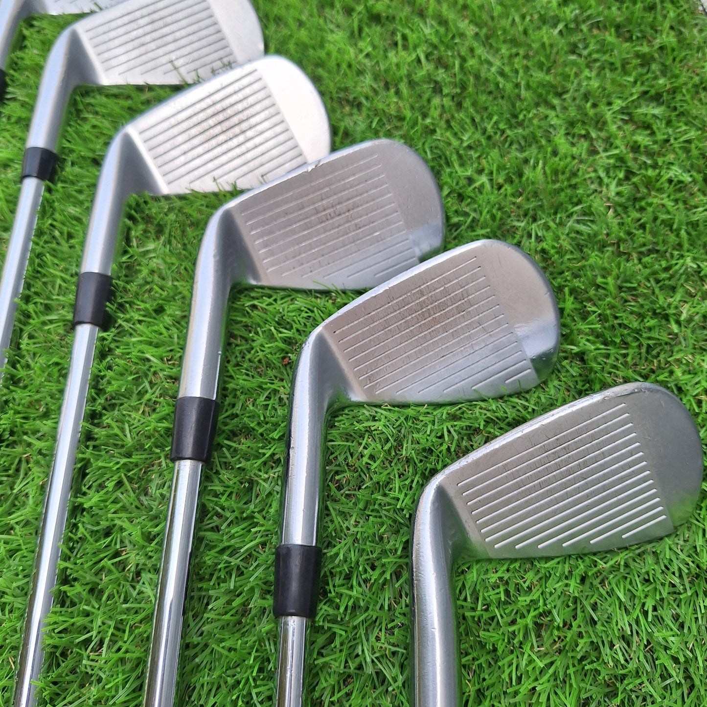 Palos de golf Hierros 4, 5, 7, 8 y 9 Titleist MB 712