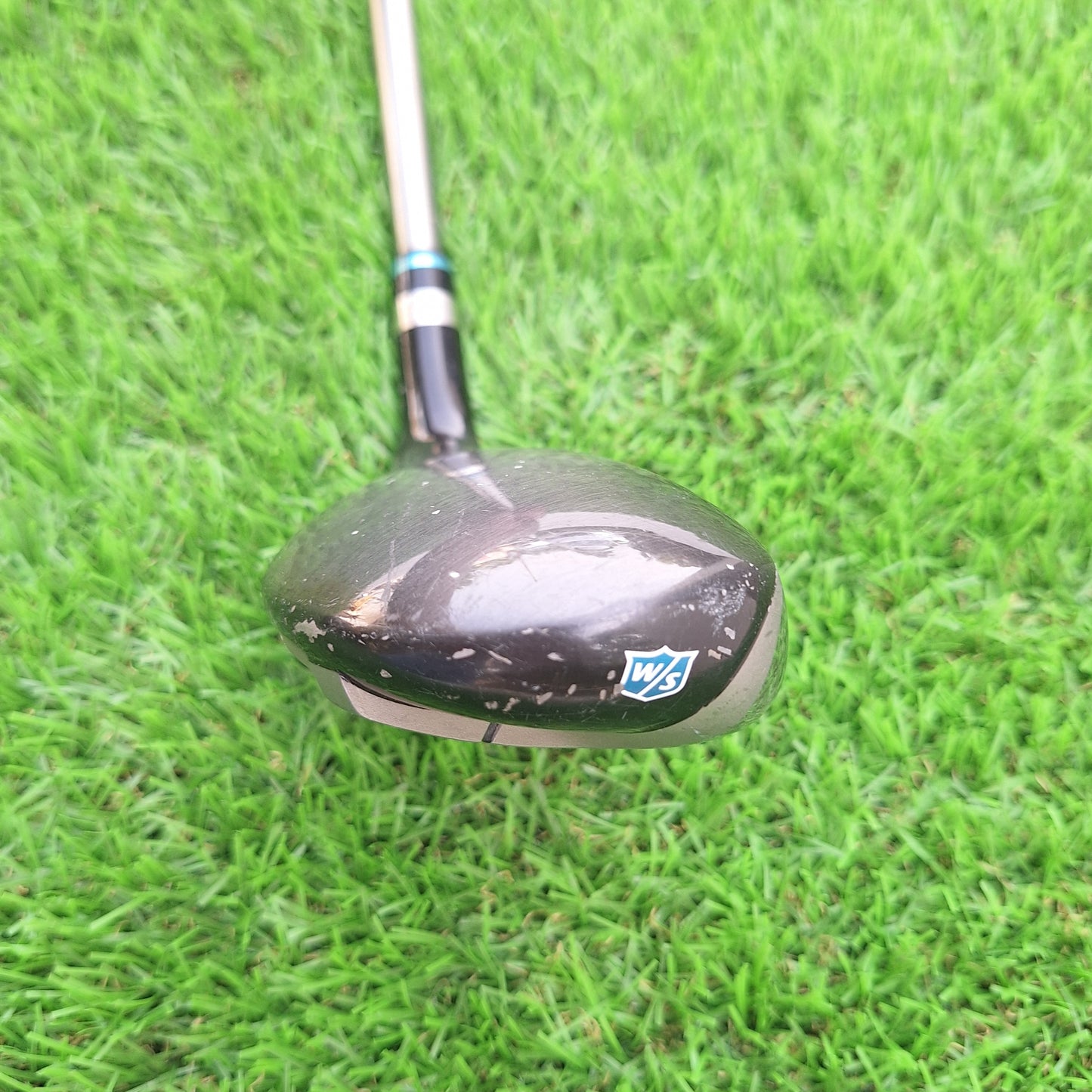 Palo de golf Mujer Híbrido 4 24º Wilson Staff Fybrid
