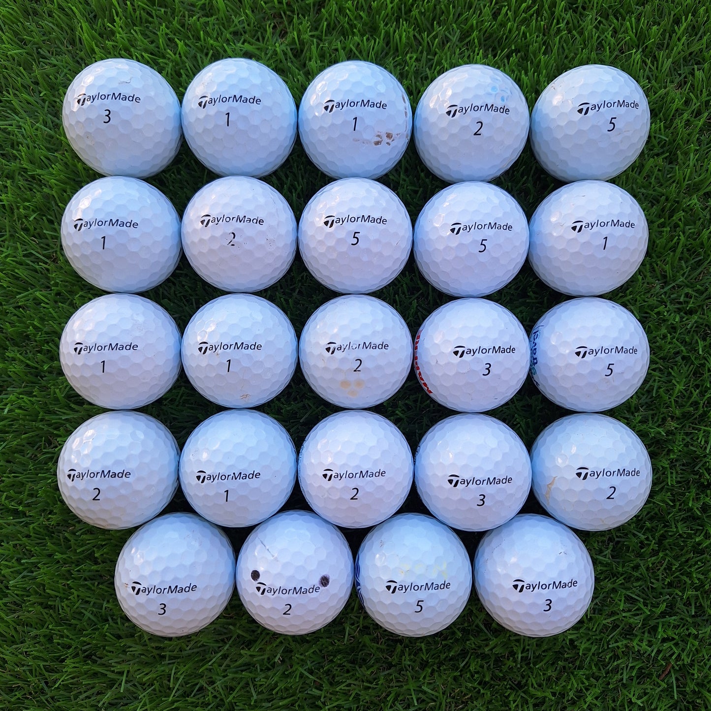 24 Bolas de golf Taylormade TP5