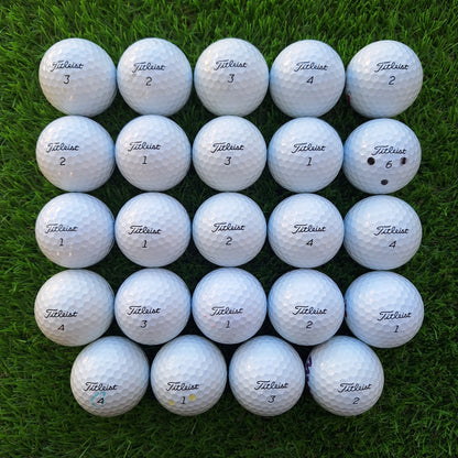 24 Bolas de golf Titleist ProV1