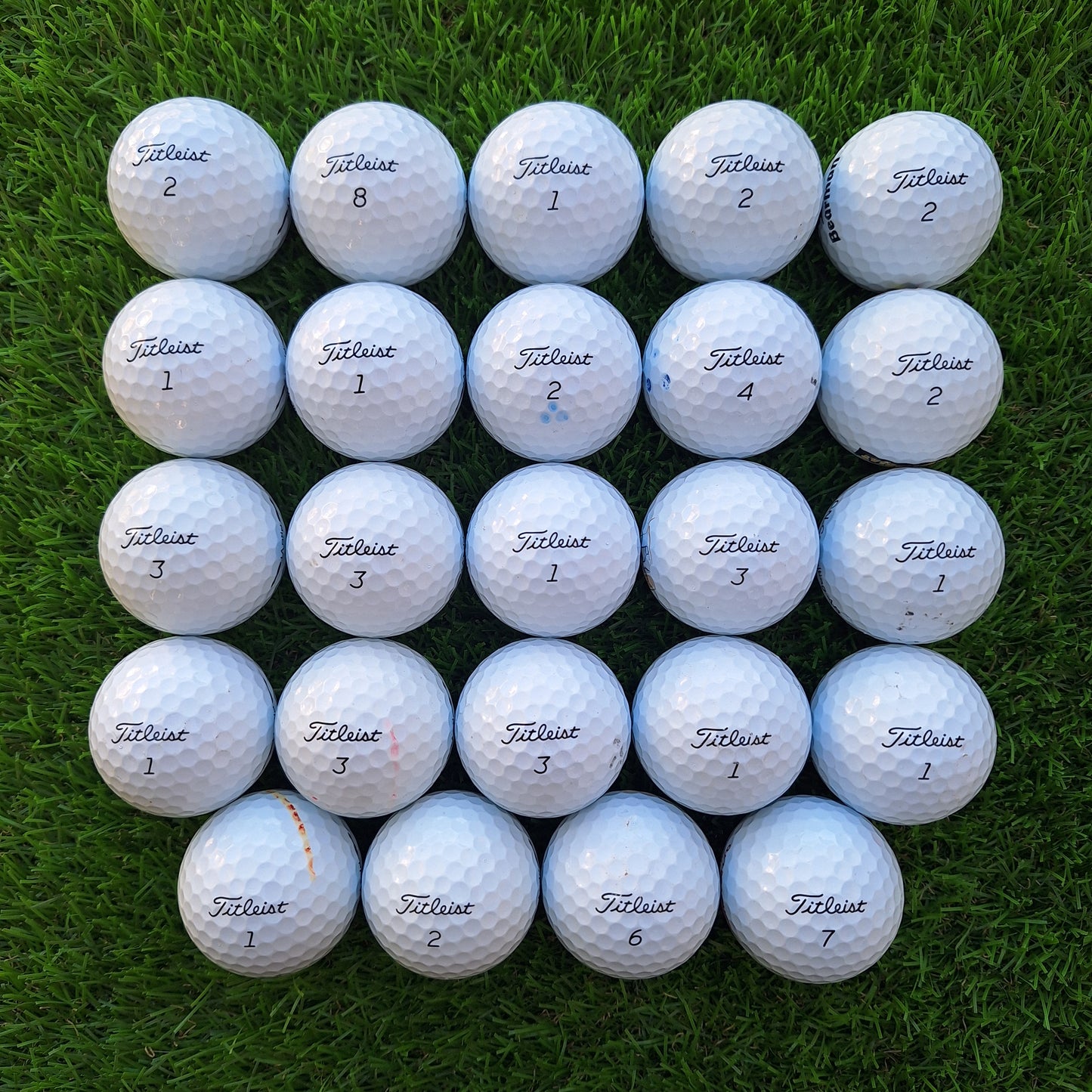 24 Bolas de golf Titleist ProV1