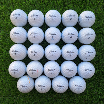 24 Bolas de golf Titleist ProV1