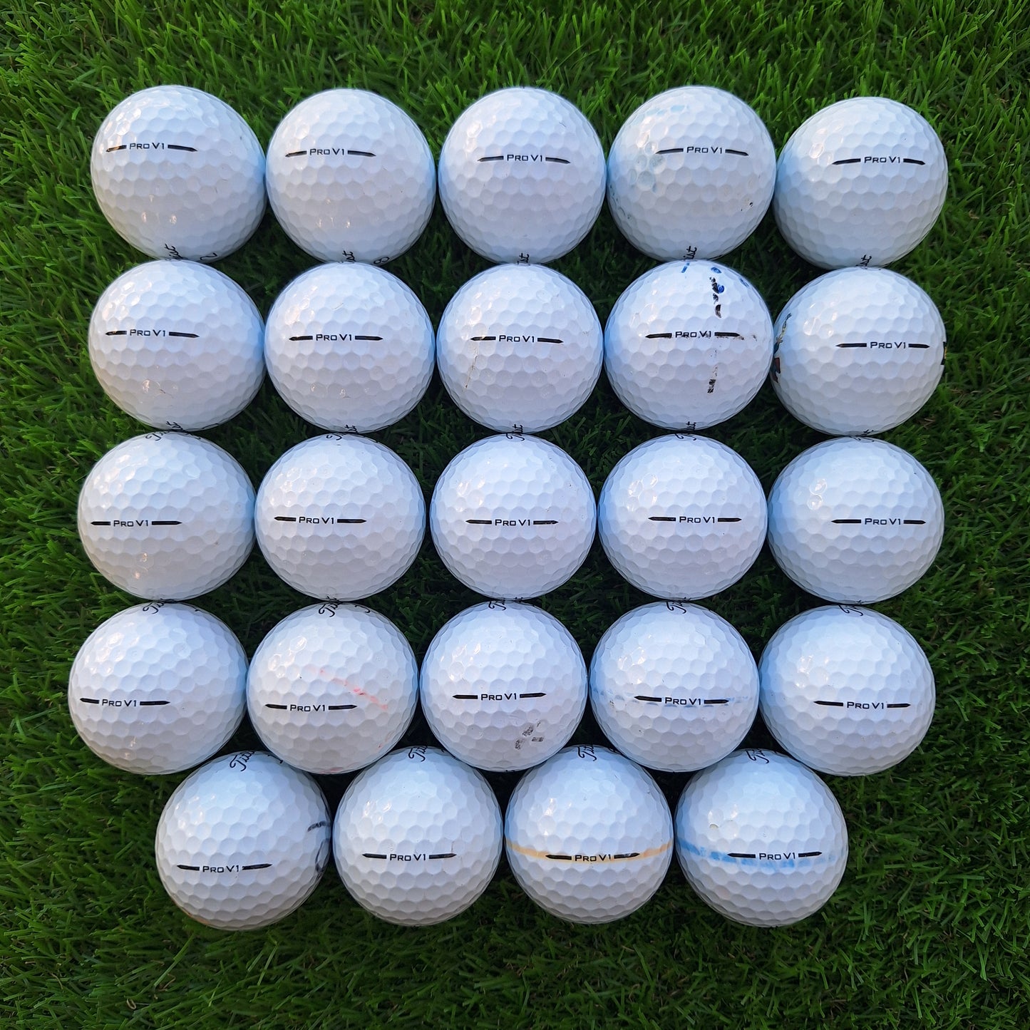 24 Bolas de golf Titleist ProV1