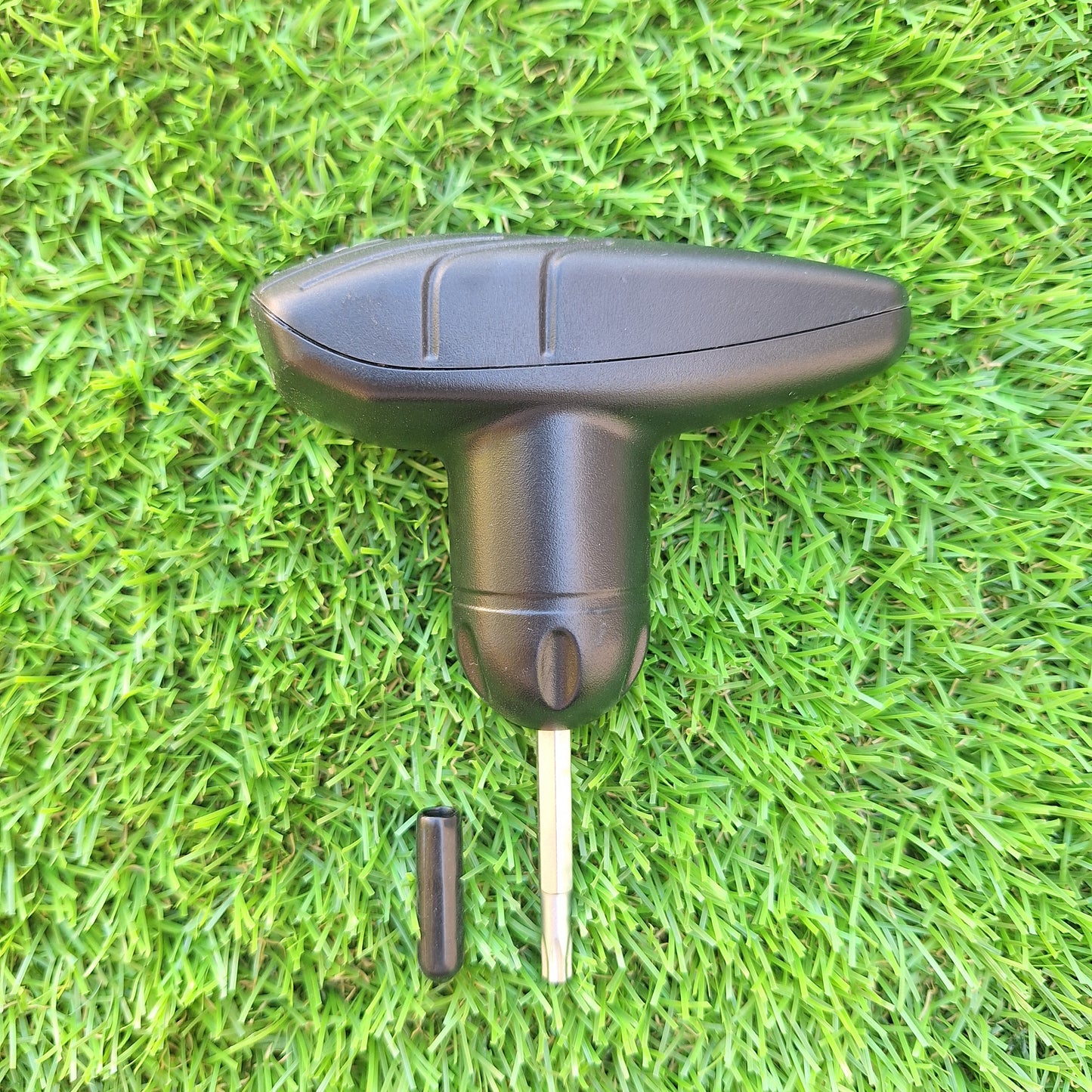 Llave de golf de la marca Ping