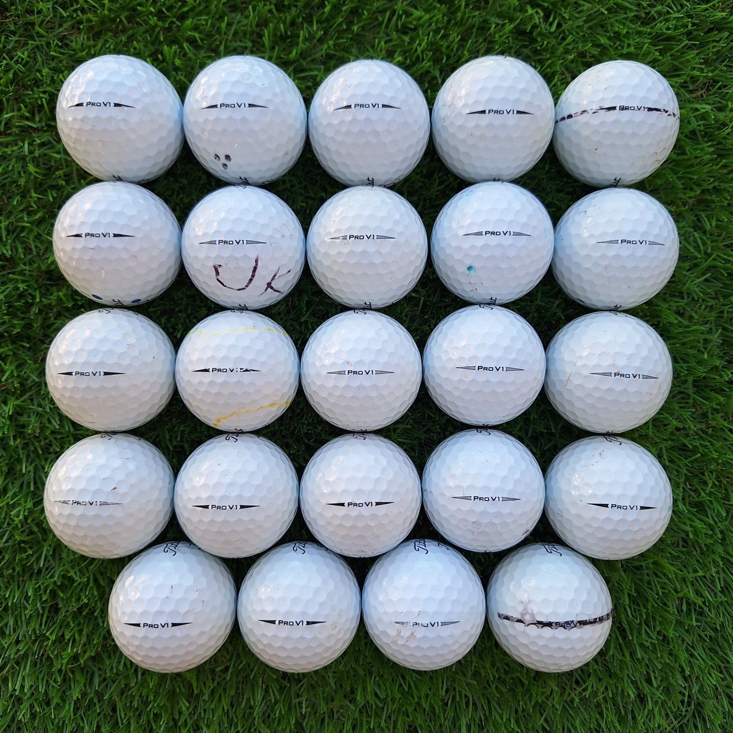 24 Bolas de golf Titleist ProV1
